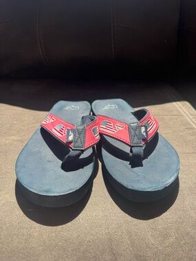 Vineyard Vines Patriotic Flag Flip Flop Sandals Sz 8
